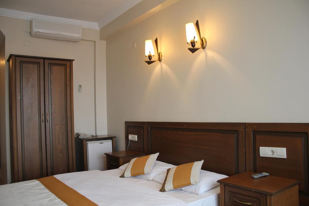 Reis Hotel Сіноп Екстер'єр фото