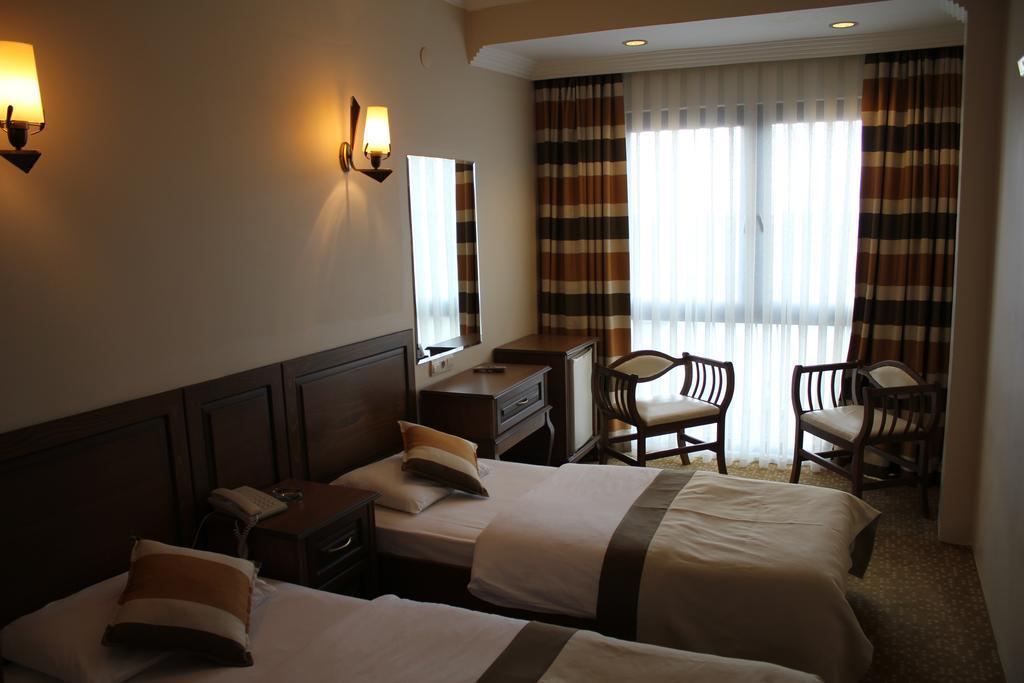 Reis Hotel Сіноп Екстер'єр фото