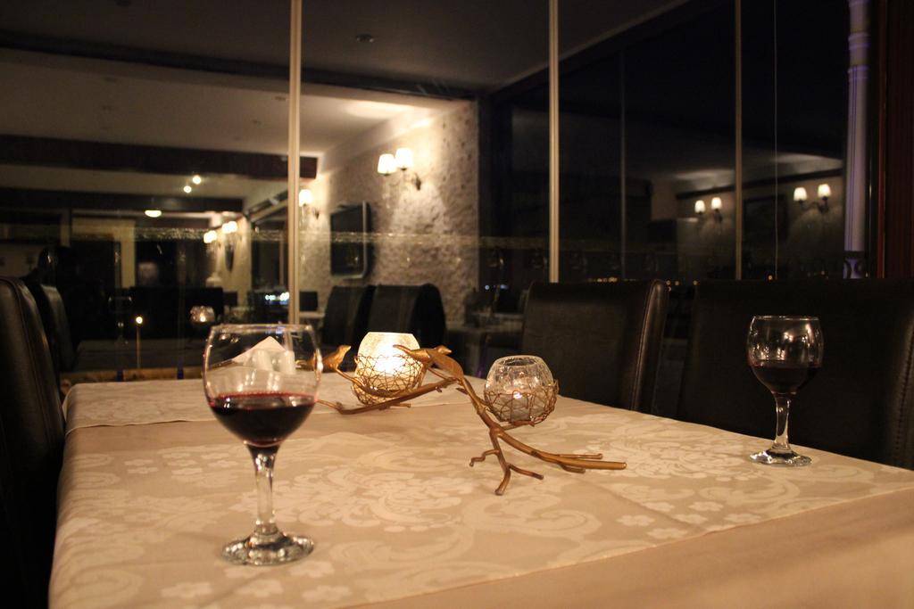 Reis Hotel Сіноп Екстер'єр фото