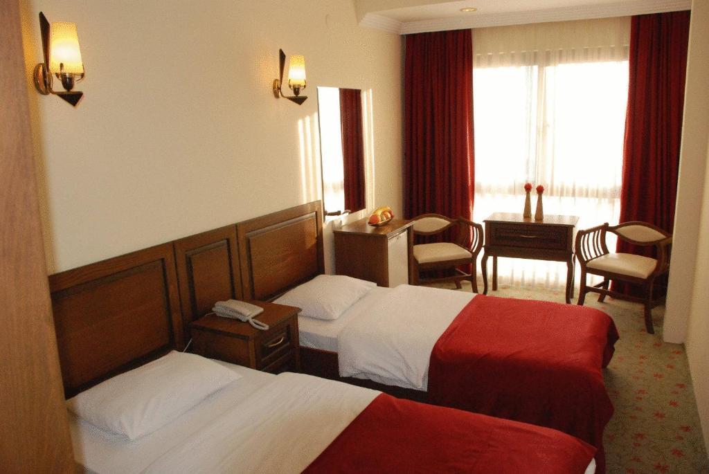 Reis Hotel Сіноп Номер фото