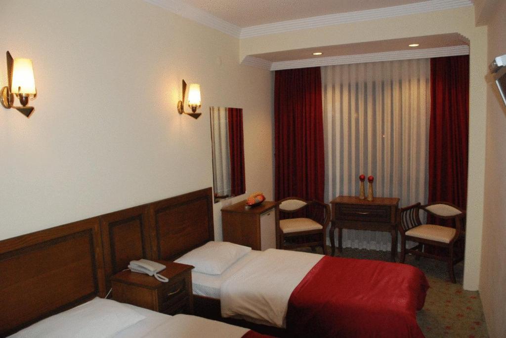 Reis Hotel Сіноп Номер фото